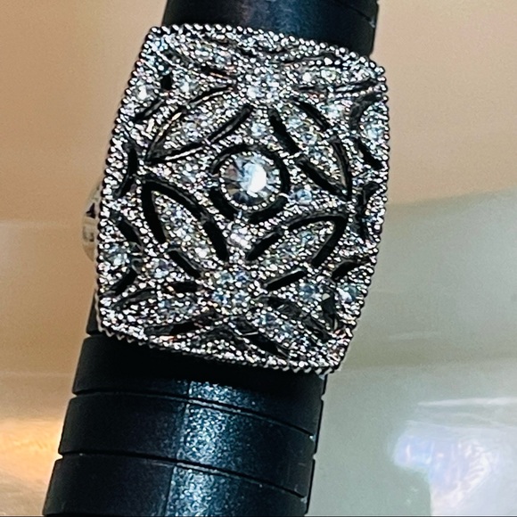 🥂Fancy Large Open Work Silver Tone White Zircon Dinner Ring! - Picture 11 of 16